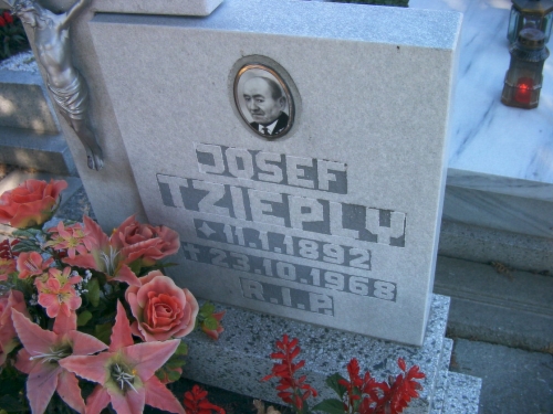 Tzieply Josef